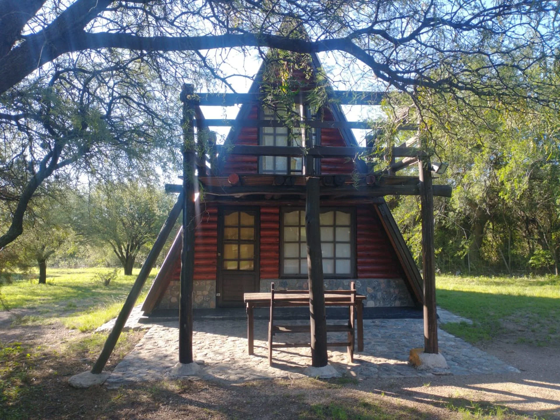 3 CABAÑAS  en VENTA, Villa Elena, Cortaderas. foto 2