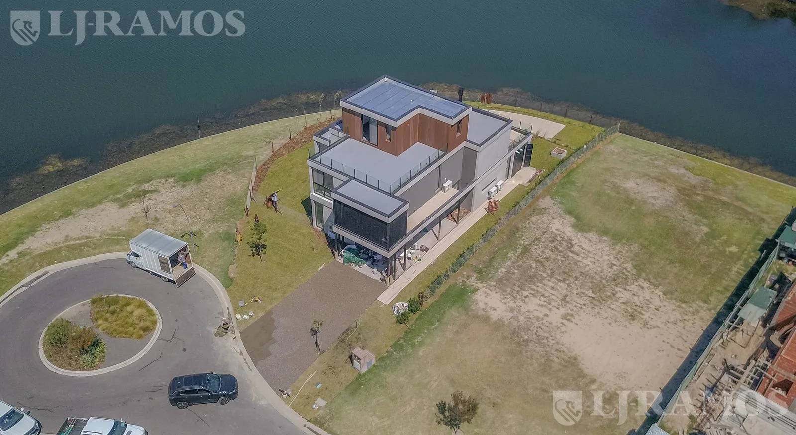 Casa con 3 suites, sobre el lago, en venta en LOS PUENTES, NORDELTA foto 5