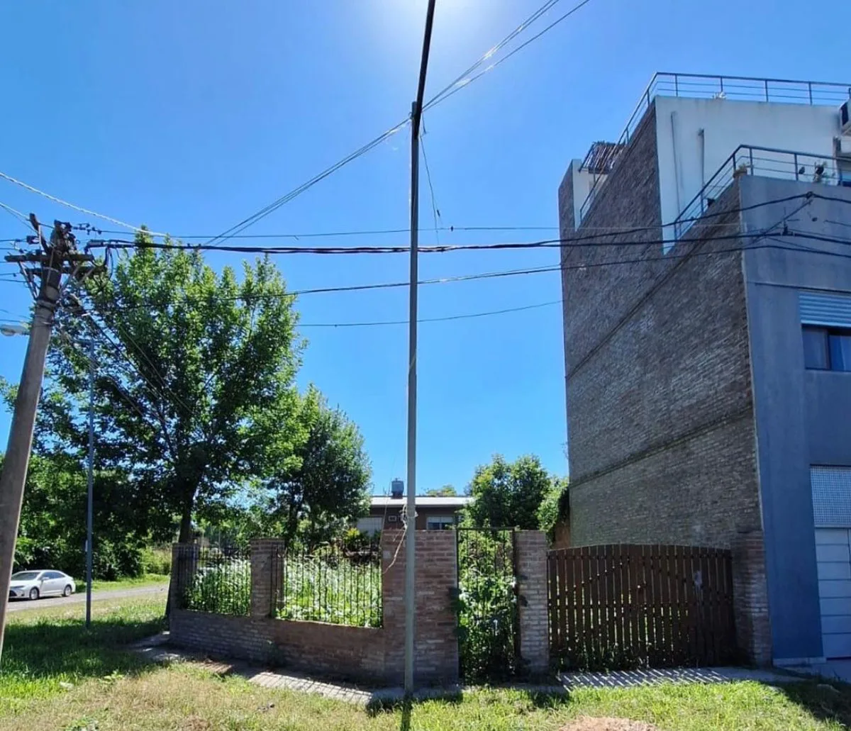 VENTA TERRENO AV COSTANERA BAIGORRIA foto 3