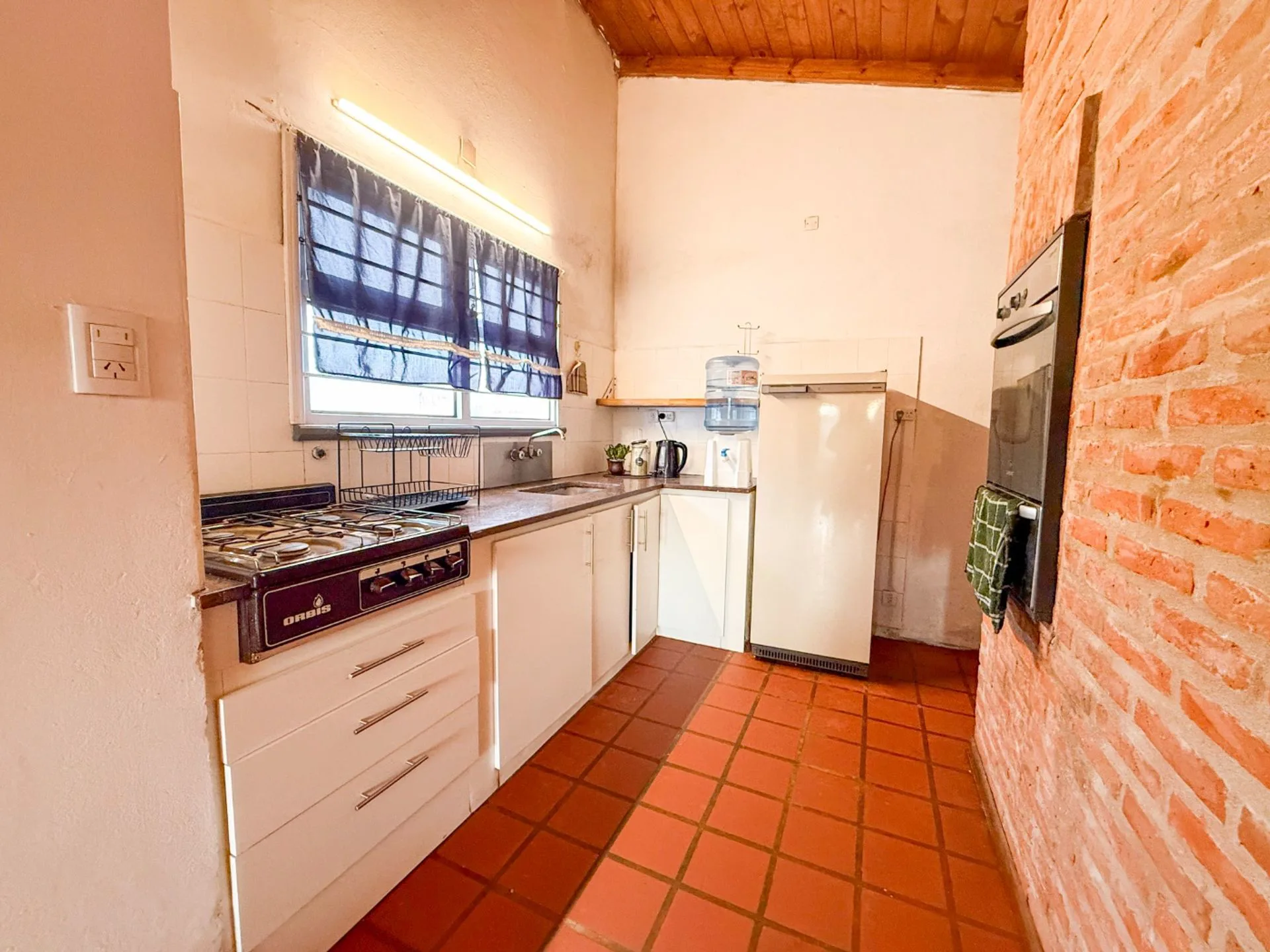 VENTA DUPLEX 4 AMB. LA PERLA 200m DEL MAR foto 3