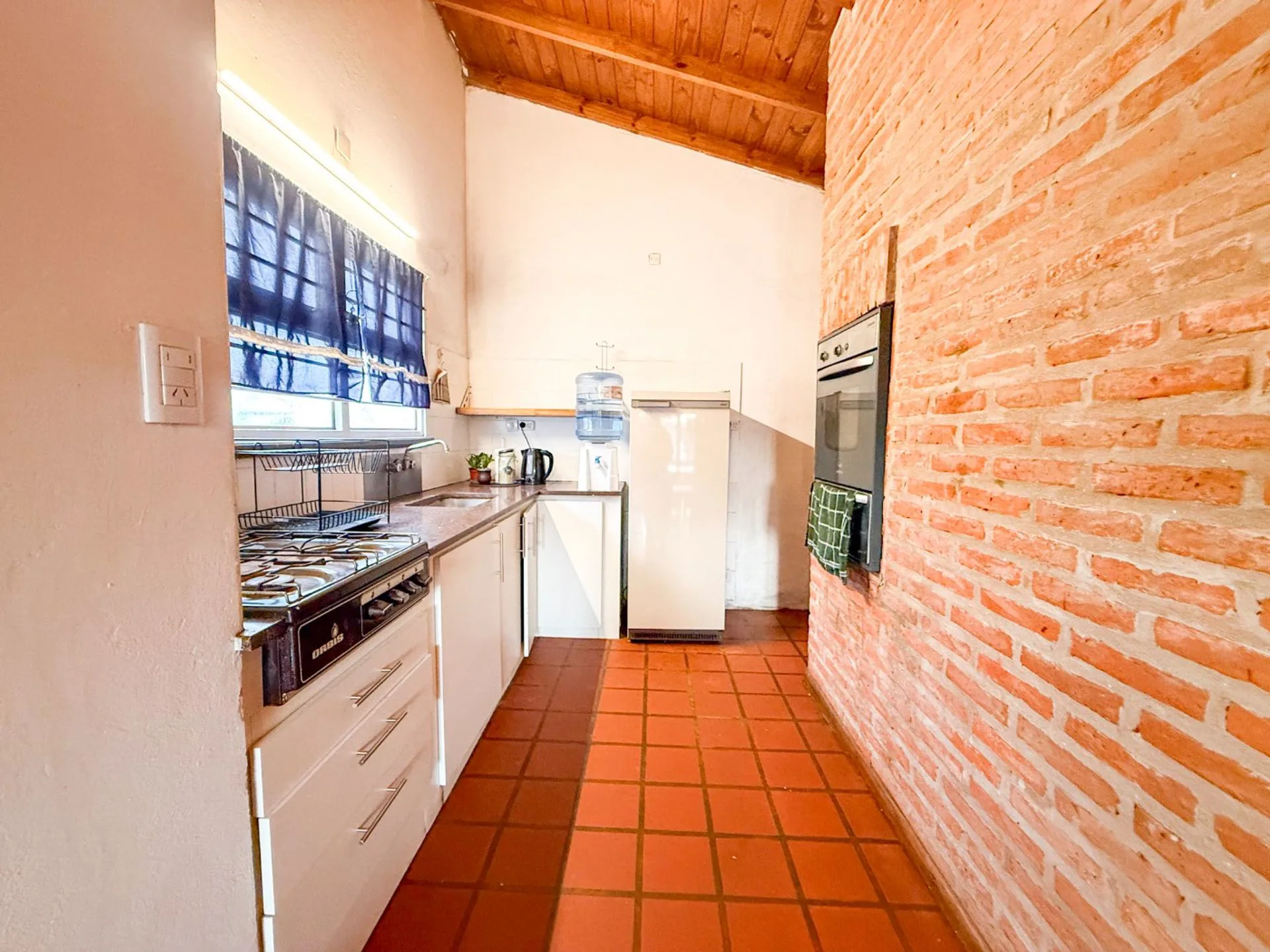 VENTA DUPLEX 4 AMB. LA PERLA 200m DEL MAR foto 5