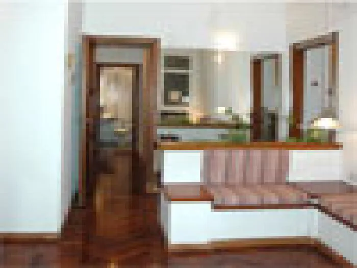 2-bedroom apartment in San Nicolás – photo 7 of 9