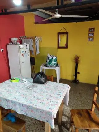 Local/galpon con Vivienda - Venta - Luis Guillon foto 3