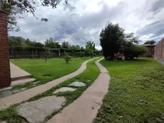 VENDE CASA Y 2 DEPARTAMENTO JUANA KOSLAY SAN LUIS foto 4