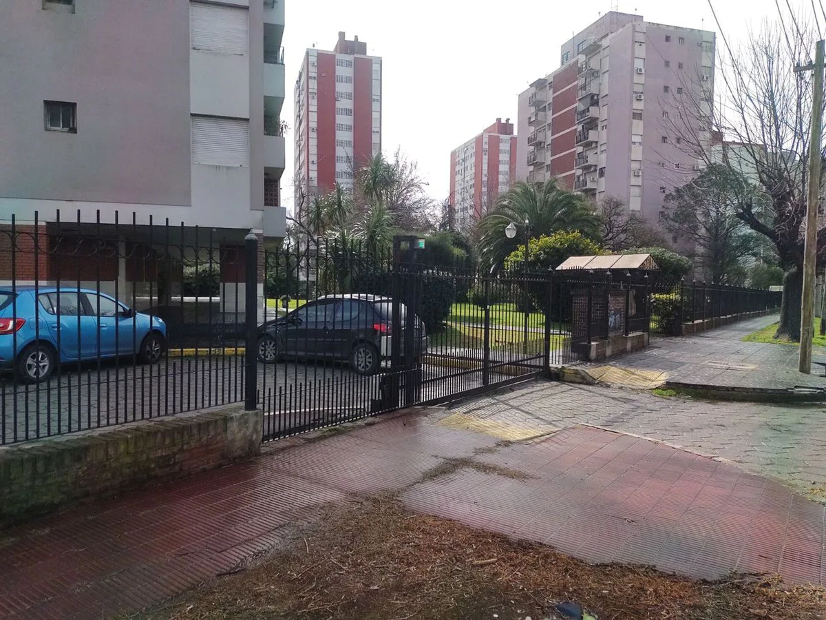 VENTA DTO 3 AMB C/BALCON VILLA CELINA A REFACC foto 5