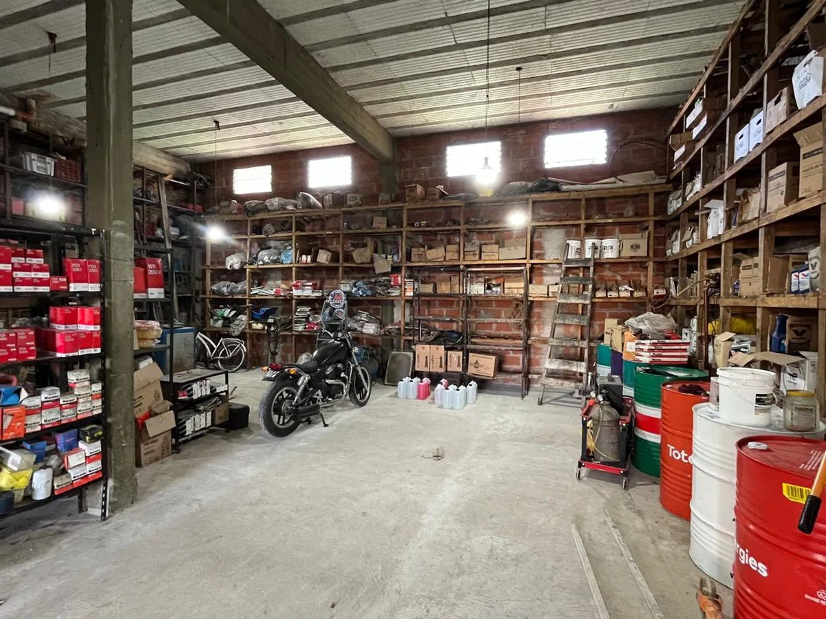VENTA LOCAL COMERCIAL Y DEPARTAMENTO EN BLOCK foto 5