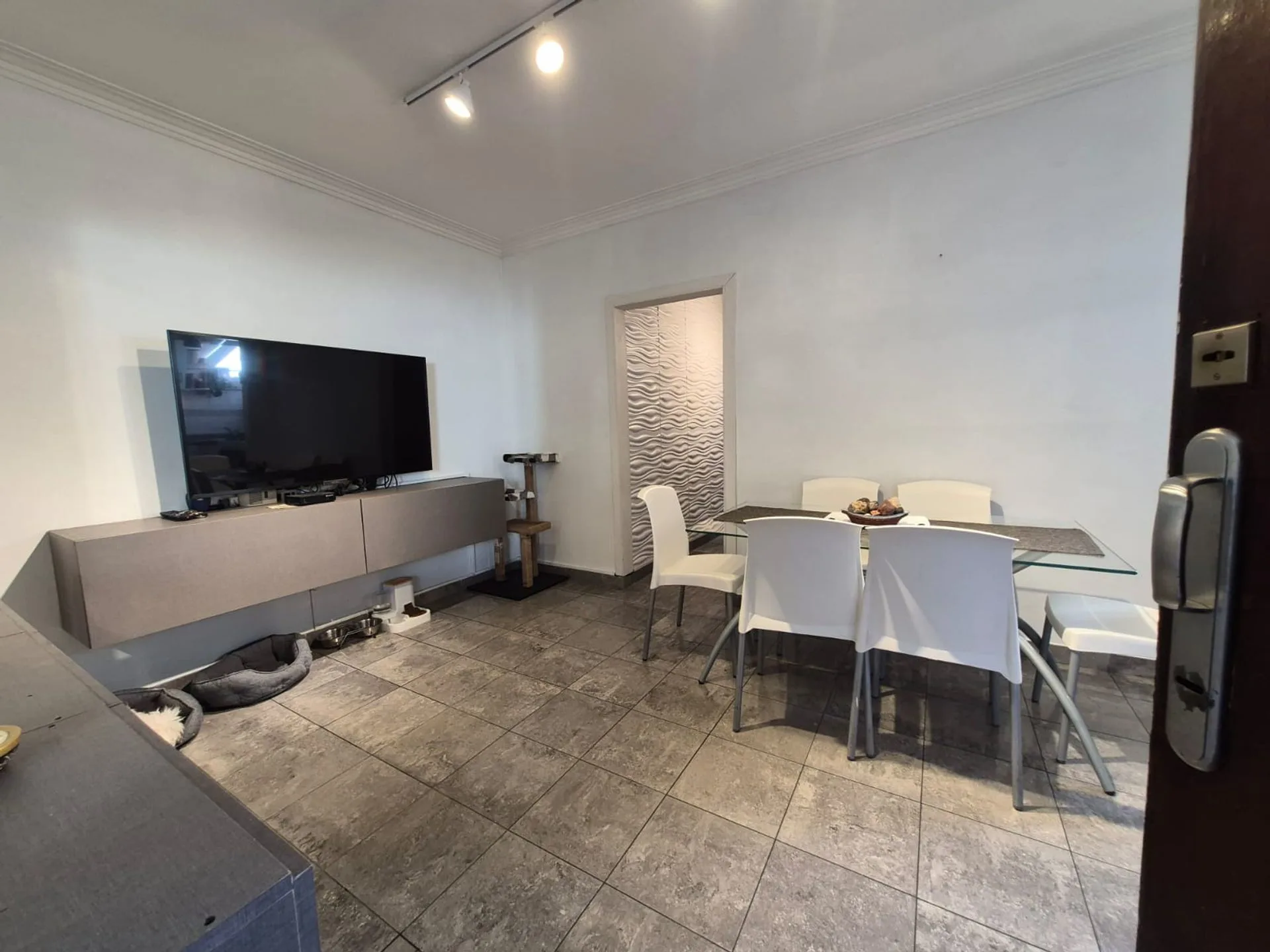 VENTA DEPARTAMENTO 3 AMBIENTES RAMOS MEJÍA COCHERA foto 4