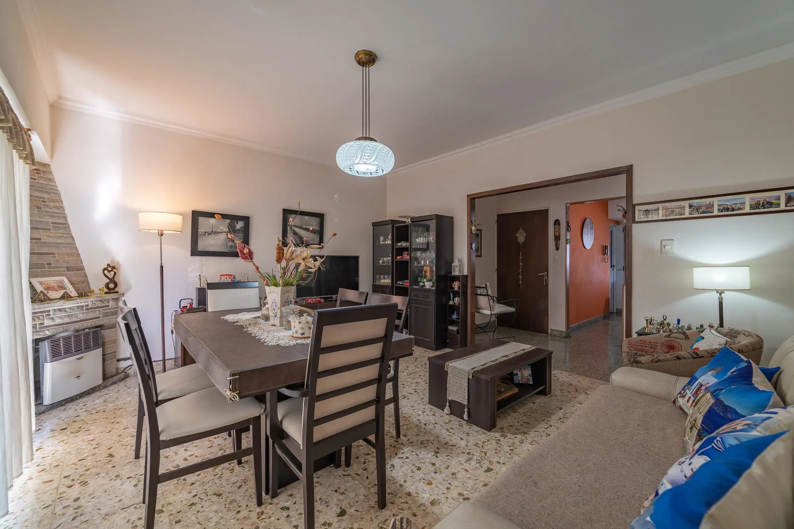 Casa esquinera en venta - Villa Urquiza foto 5