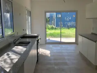 Casa en barrio La Comarca, APTO CRÉDITO foto 3