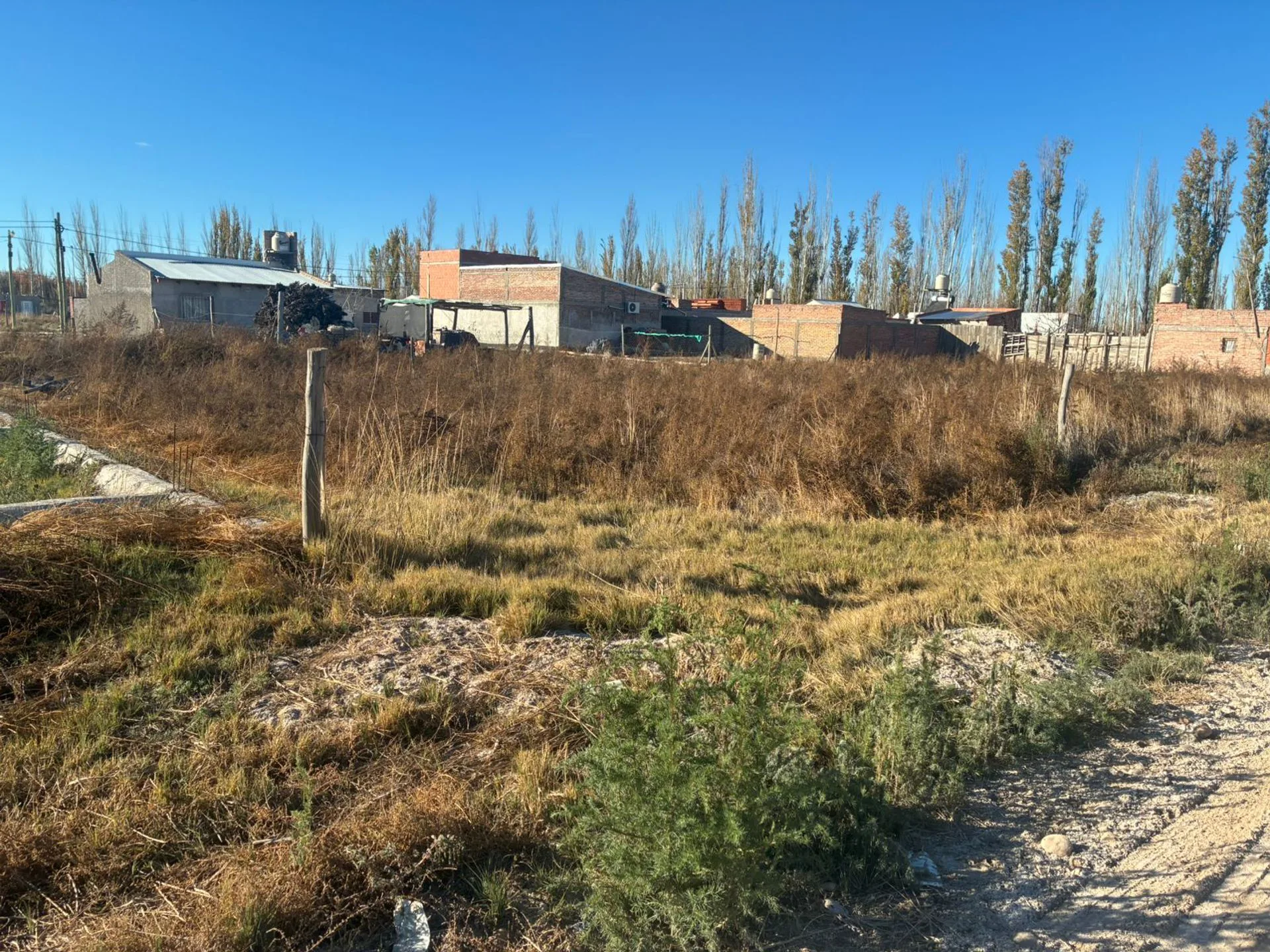 TERRENO EN VENTA-BARRIO NÉSTOR KIRCHNER-CERVANTES foto 2