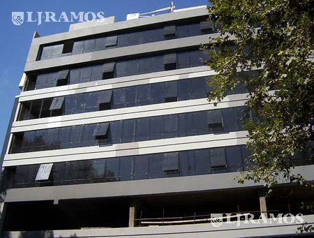 Alquiler de oficina de 480 m2 en San Telmo foto 2