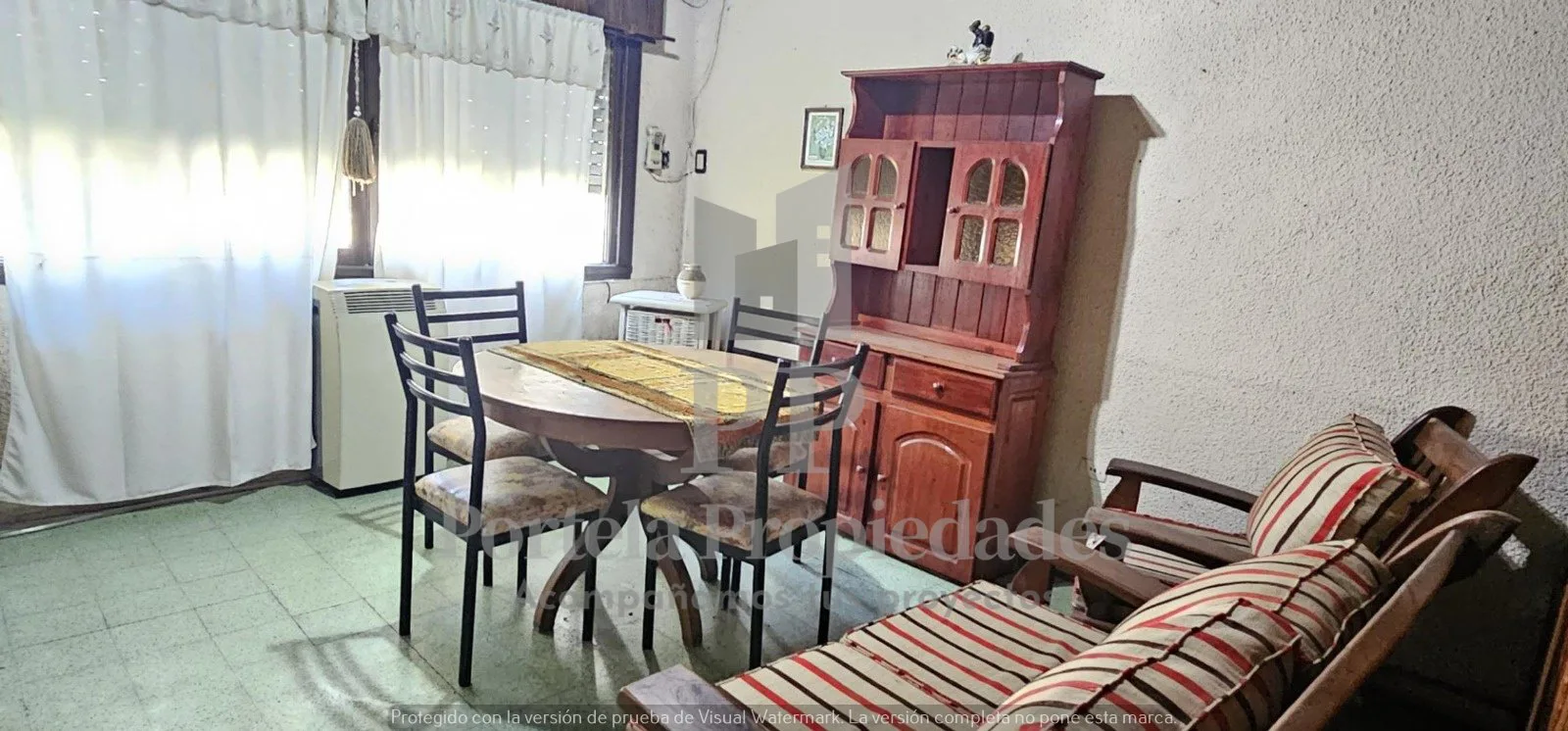 VENTA CASA 4 AMBIENTES CON COCHERA EN ITUZAINGÓ foto 2