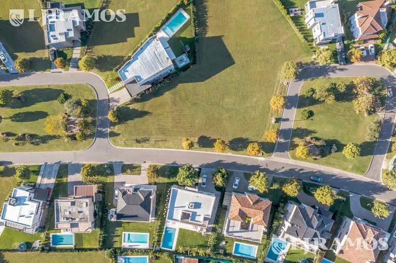 LJ RAMOS VENDE | TERRENO | AYRES PLAZA | KM 47 PANAMERICANA RAMAL PILAR foto 2
