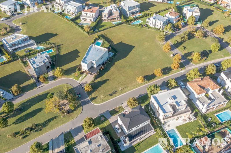 LJ RAMOS VENDE | TERRENO | AYRES PLAZA | KM 47 PANAMERICANA RAMAL PILAR foto 3
