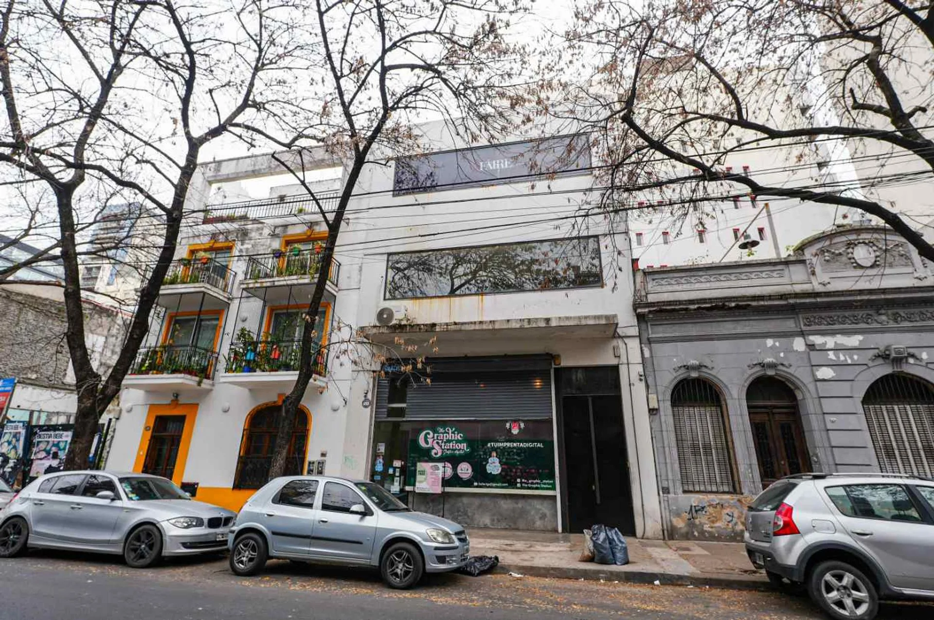 Oficina en Venta en Villa Crespo PB + 2 pisos foto 3