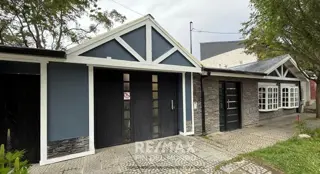CASA MAS DOS DEPARTAMENTOS EN EXCELENTE ZONA foto 1