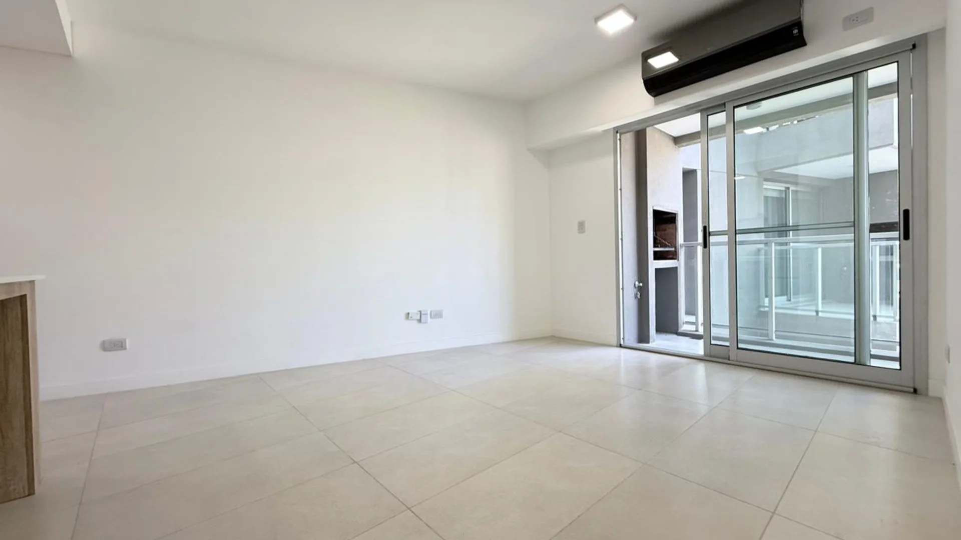 ALQUILA 2 AMB MILAIRES FULL AMENITIES foto 2