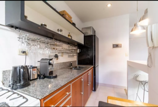 Excelente departamento en Villa Pueyrredon con jardín propio.- foto 4
