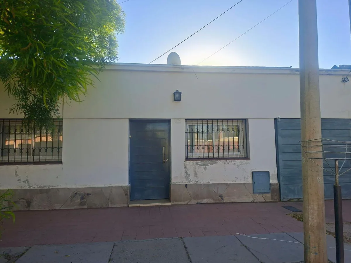 VENTA CASA 3 DORMITORIOS - LA PUNTILLA foto 3