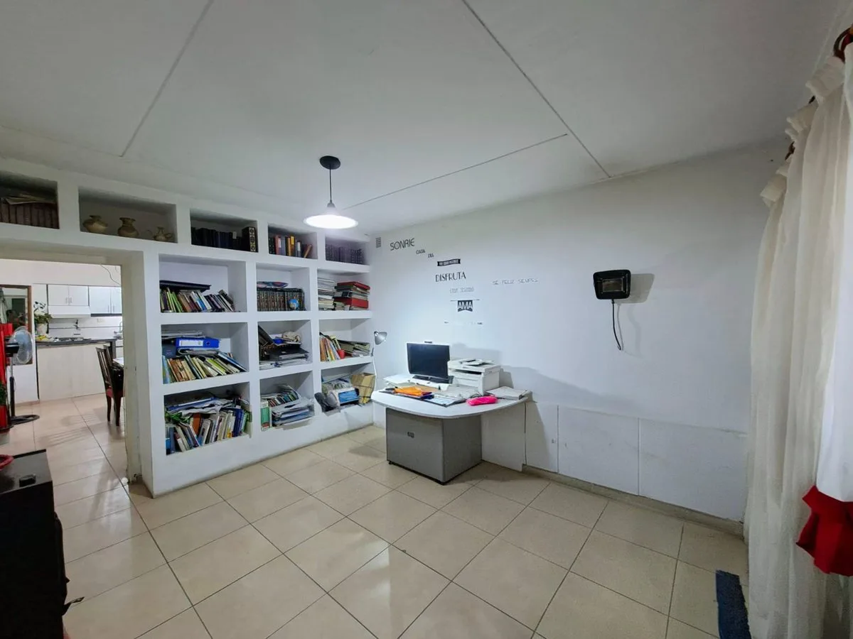 VENTA CASA 3 DORMITORIOS - LA PUNTILLA foto 4