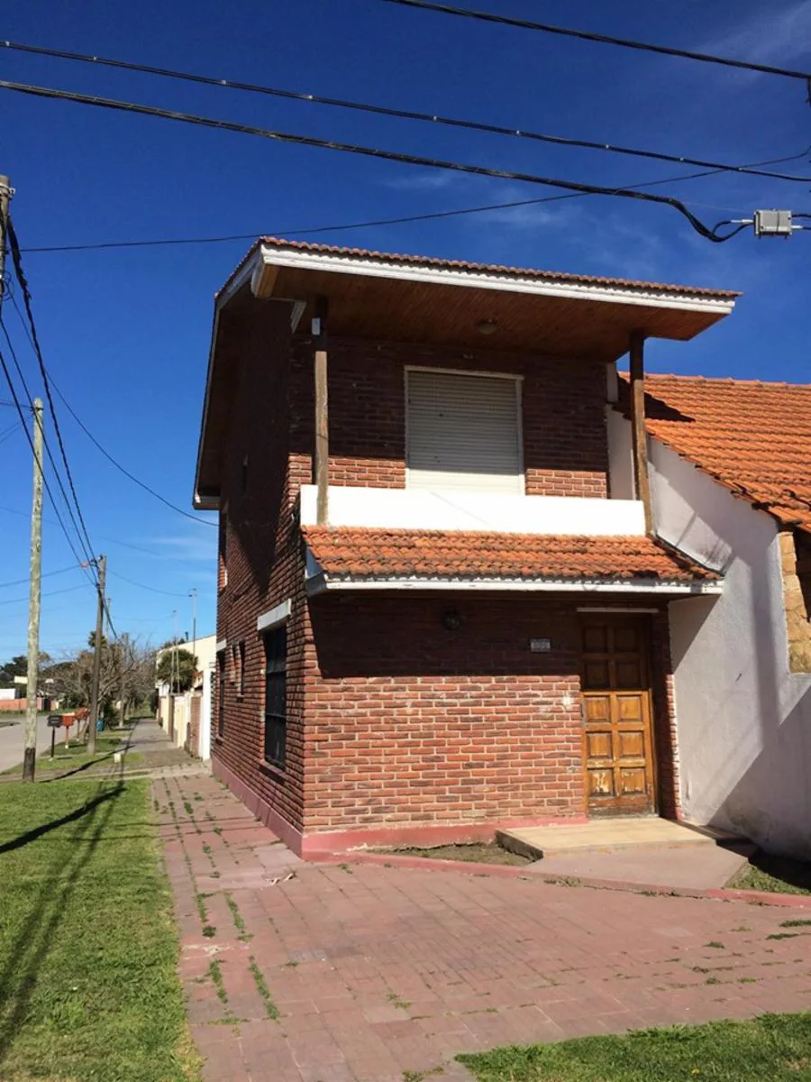 House in Miramar – photo 2 of 14