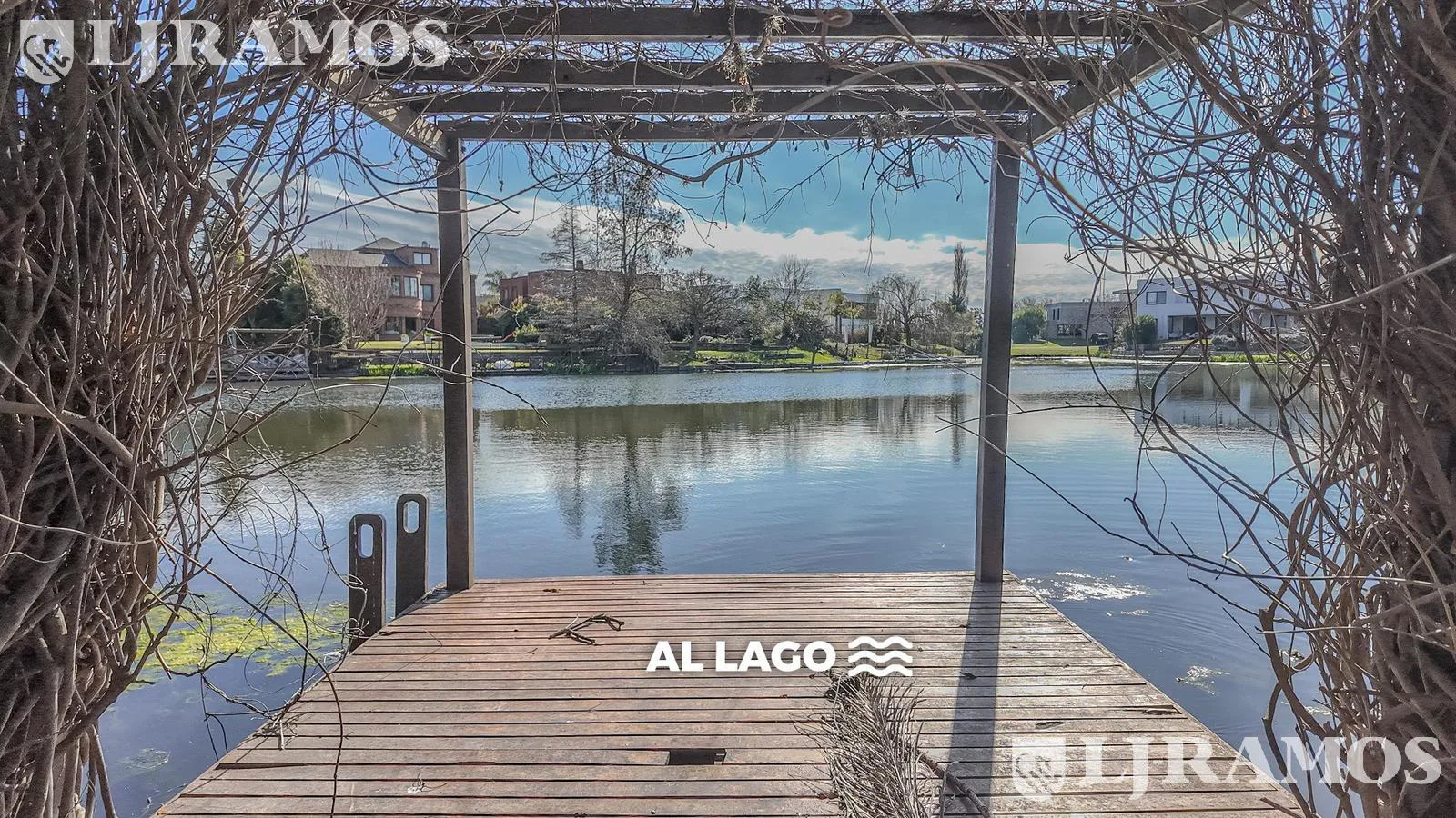 Casa a la laguna en venta en LOS CASTORES foto 2