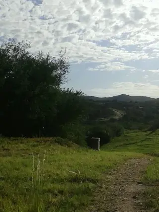 Nº DE REF. 309 TERRENO DE 800 MTS EN Bº CERRADO C/INCREIBLE VISTA EXC ENTORNO A 5 MIUNUTOS DE C foto 4