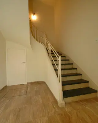 Av. De los Incas al 3800, Casa 280 m2 cubiertos sobre lote 199 m2 Refaccionada, faltan detalles foto 3