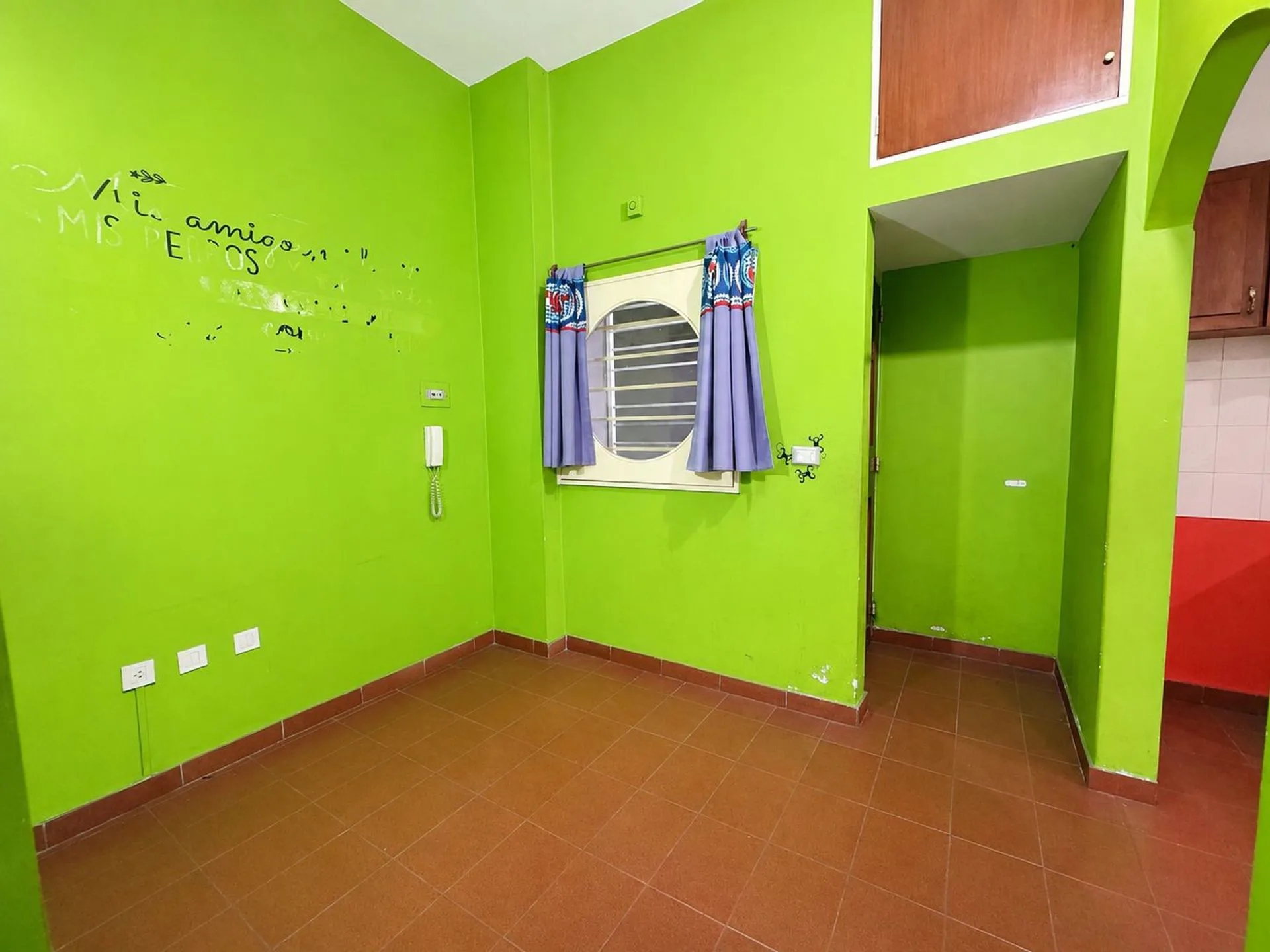 2 AMBIENTES PB  + 5 COCHERAS | GRAN POTENCIAL foto 3