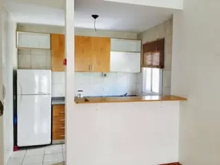 Excelente Monoambiente 34 m2 mas cochera / se vende  Con renta Hasta 4/2019 foto 3
