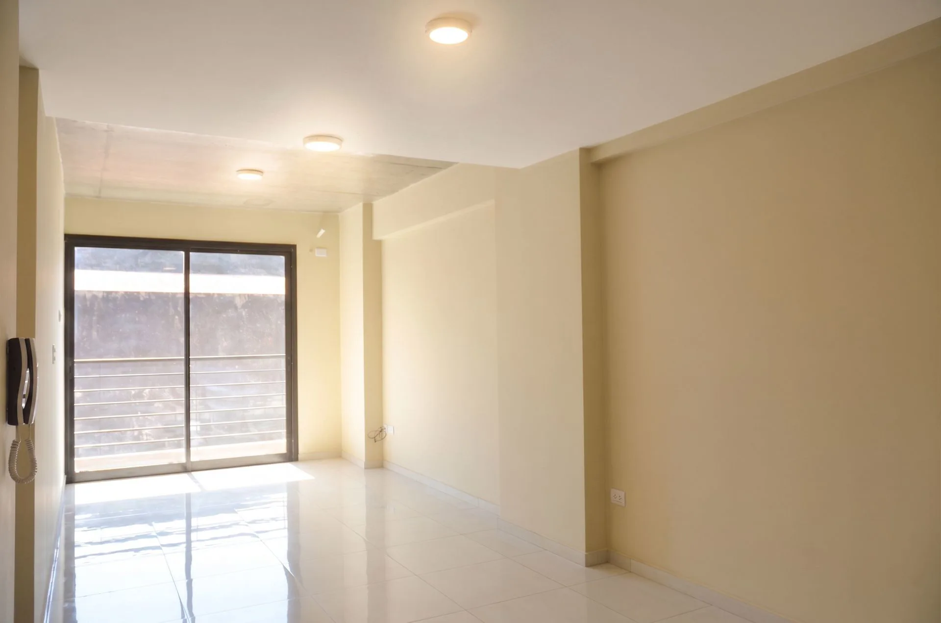 VENTA DPTO 1 DORM CON TERRAZA EXCLUSIVA BARRIO SUR foto 4