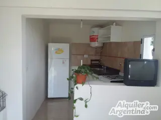 DEPARTAMENTO CÓMODO PARA  4 PERSONAS CON COCHERA foto 2