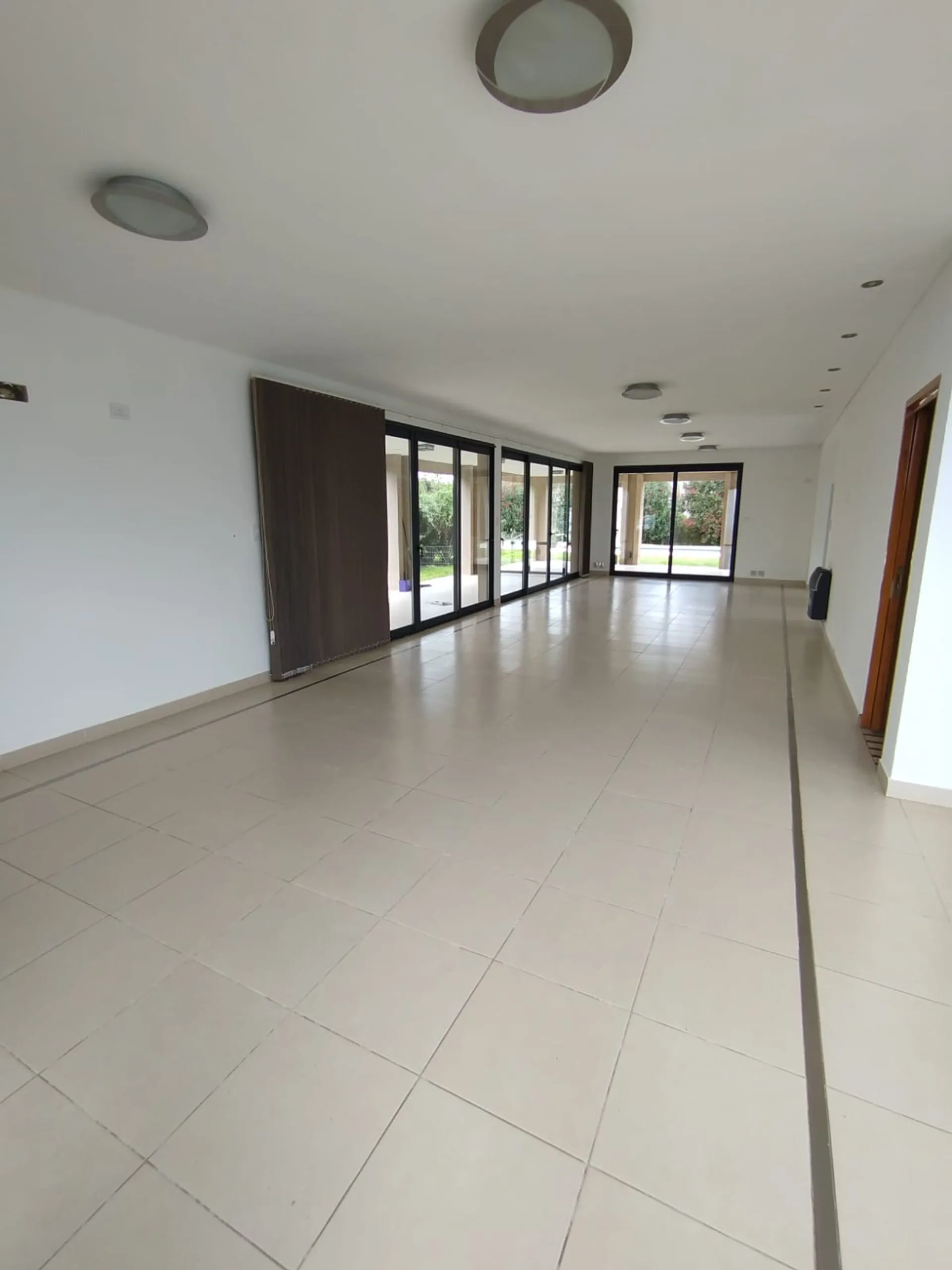 Casa de Categoría en Altos de la Ribera - Alquiler foto 3