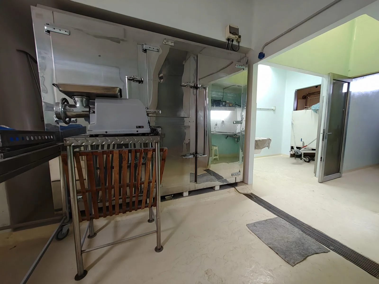 Caseros. En venta Fábrica de quesos equipada! foto 5