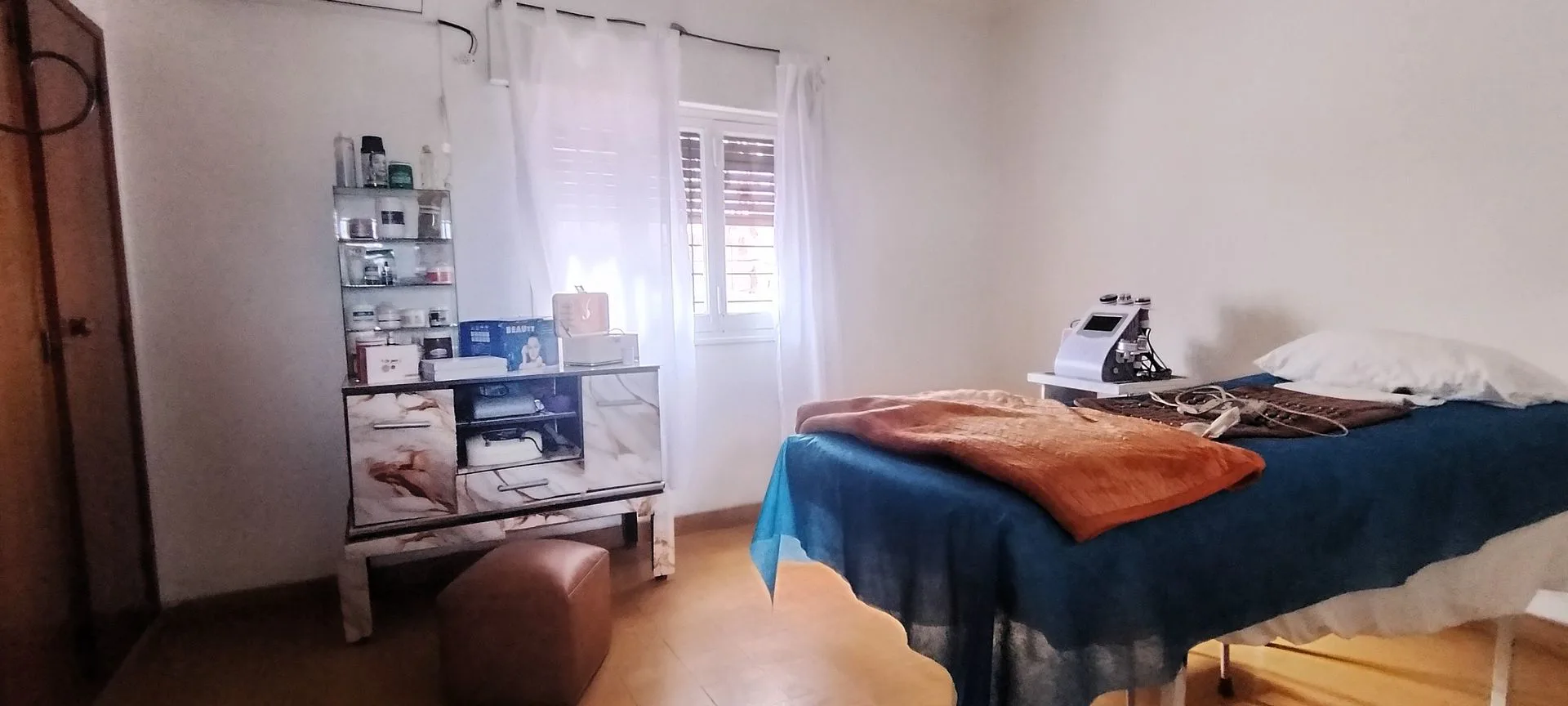 Venta de casa con taller y fosa en San José foto 5