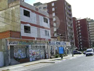 HOTEL EN MAR DE AJO SOBRE LA COSTANERA - 22 HABITACIONES + RESTAURANTE P/RESTAURAR - ATENCIÓN INVERSIONISTAS! INMEJORABLE UBICACIÓN foto 2