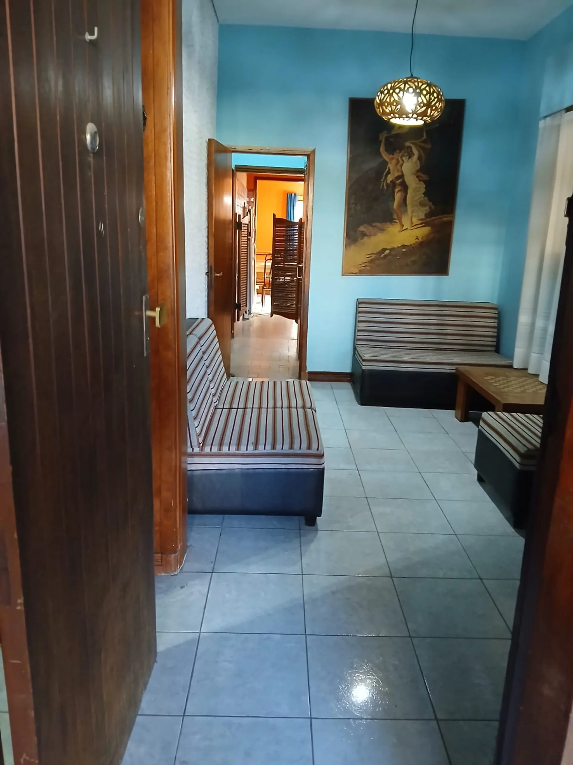 VENTA PH CASEROS 5 amb, garage / patio / galpon foto 4