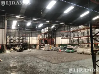 Depósito en  Venta y alquiler en Tres de Febrero foto 5