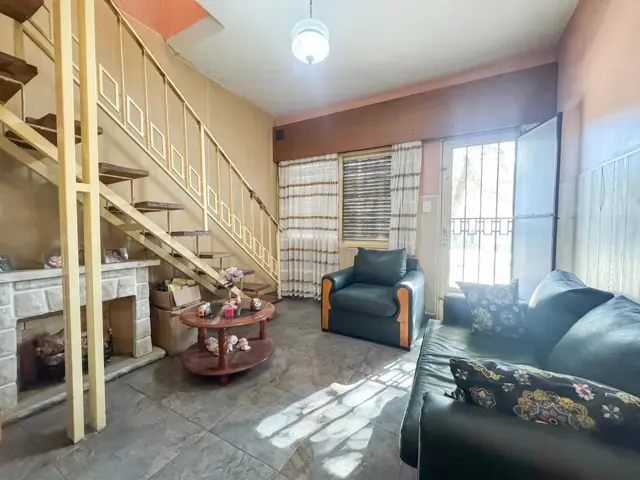 Valparaíso 2000 - Casa 3 dormitorios con cochera APTA CREDITO