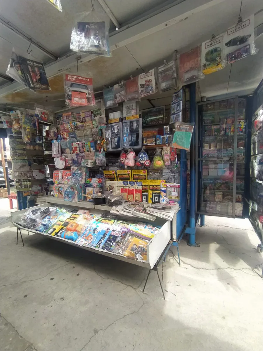 Venta de Fondo de Comercio " Puesto de Diario con Reparto" foto 3