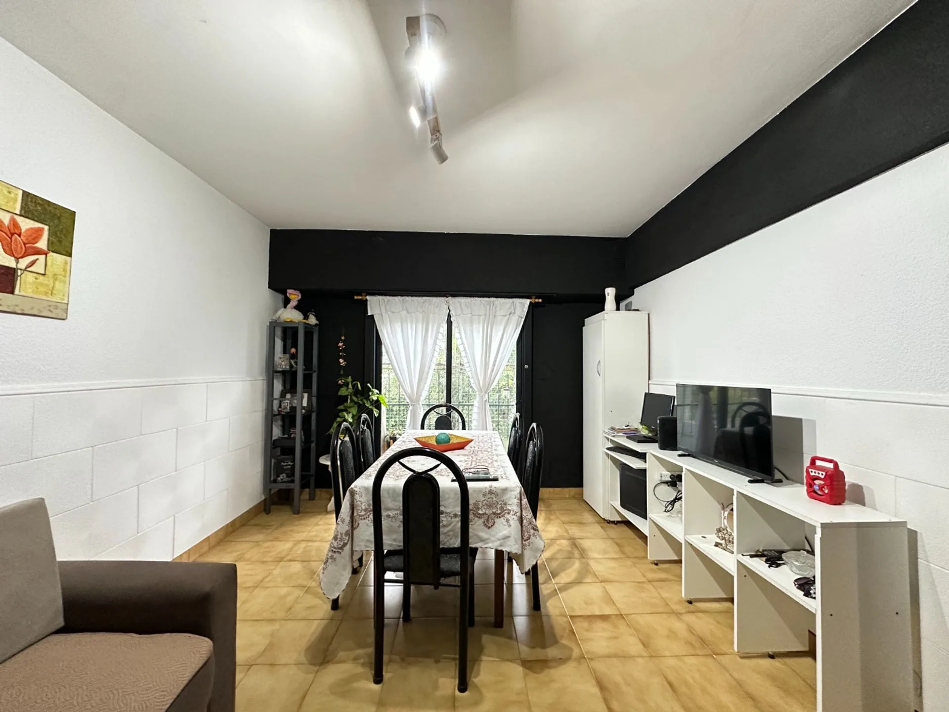 VENTA Departamento 3 ambientes con balcón foto 4