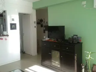 Departamento de 3 ambientes con balcón aterrazado. foto 1