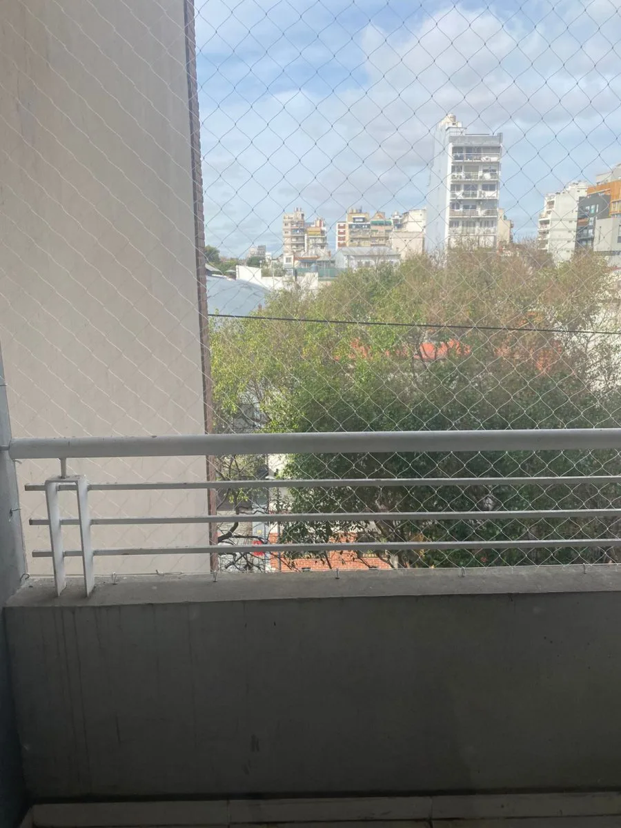 DEPTO 1 amb y medio con espacio de guardado baulera y cochera foto 5