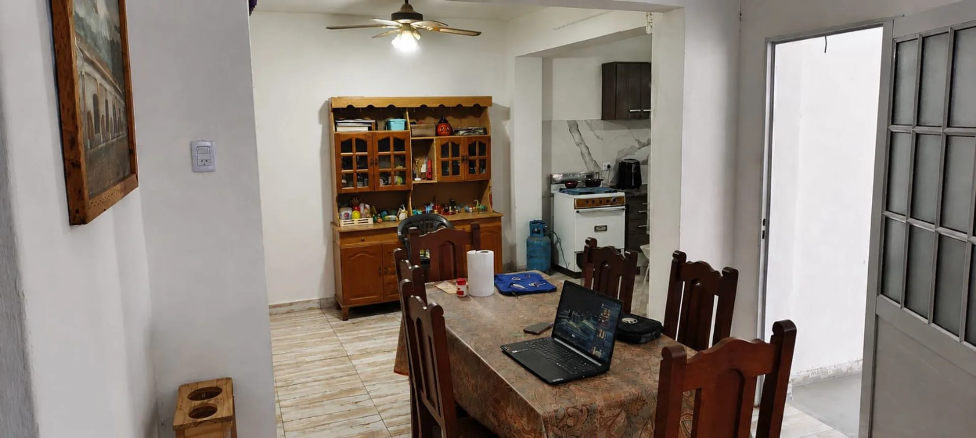 SE VENDE PROPIEDAD CALLE JUNIN A 80M DE AV GUEMES foto 4