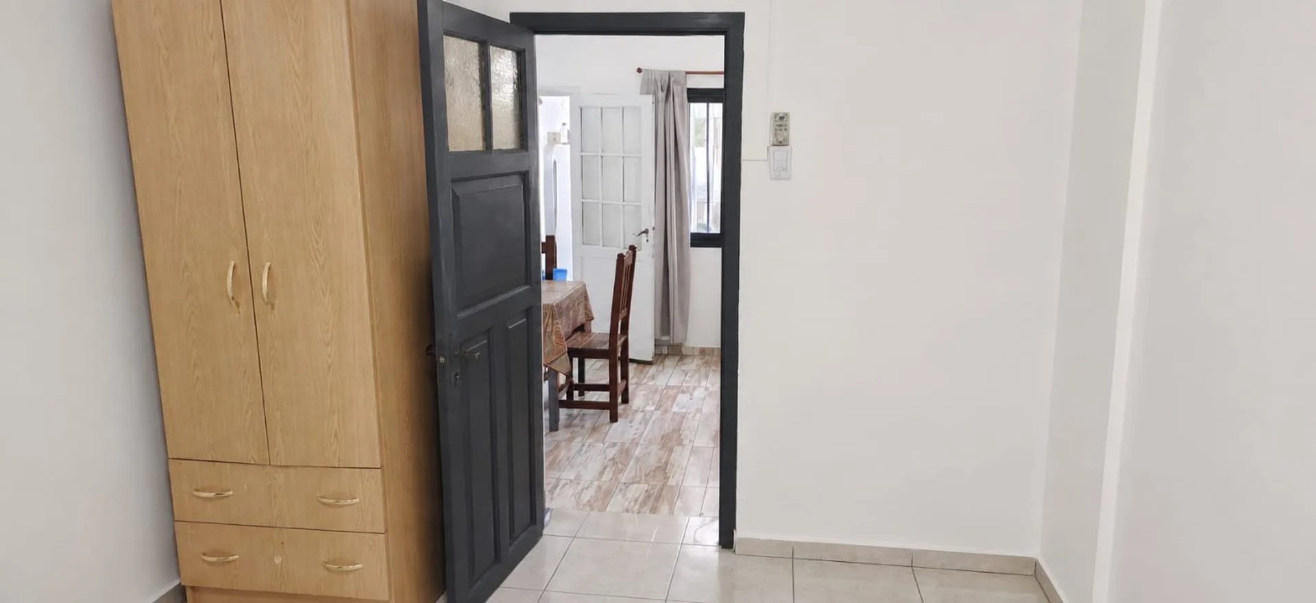 SE VENDE PROPIEDAD CALLE JUNIN A 80M DE AV GUEMES foto 5
