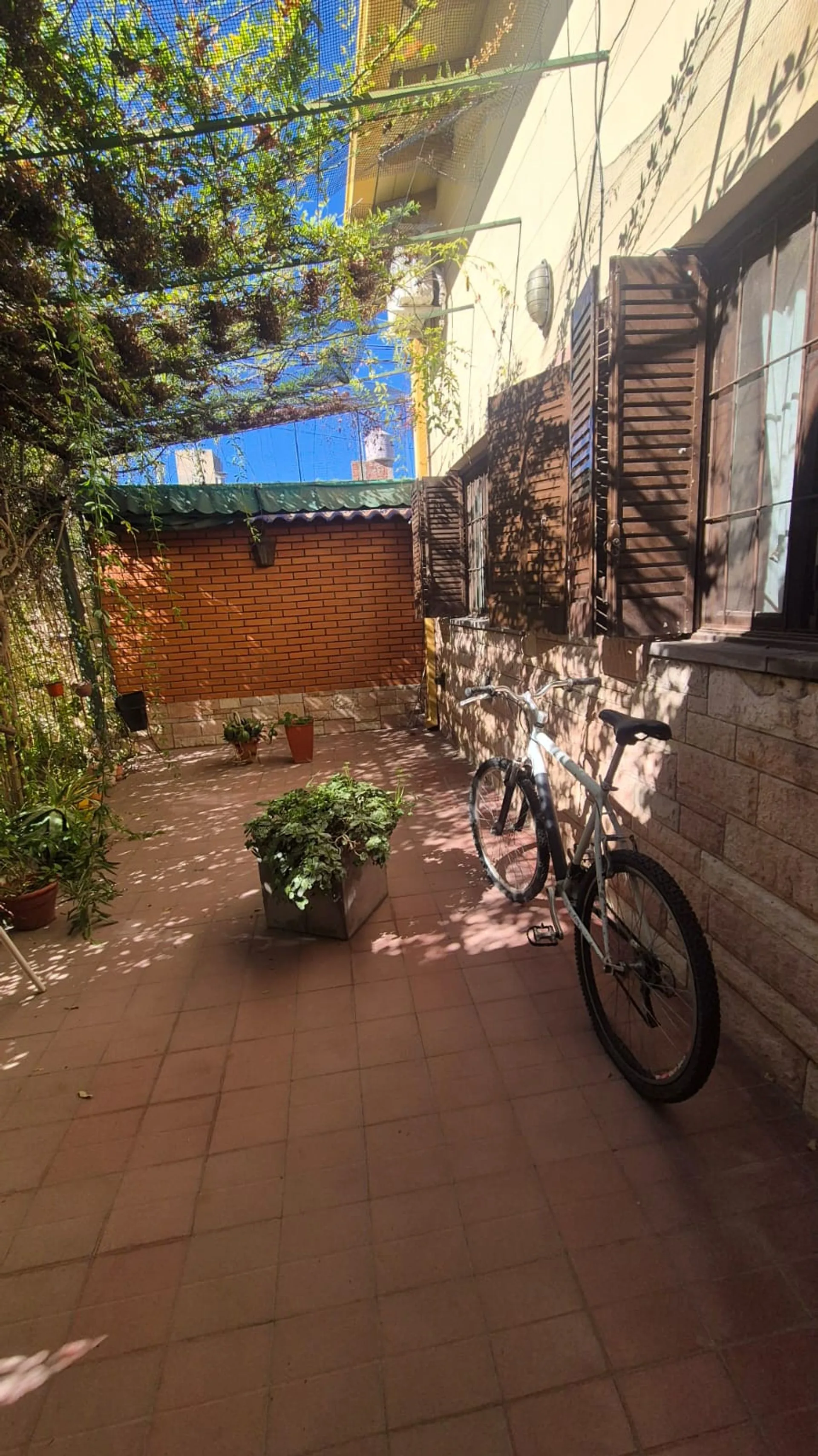 CASA EN VENTA EN PLENO CENTRO DE SAN RAFAEL foto 2