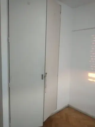 SE VENDE DPTO 4 AMB. AL FRENTE CON BALCON EN MONTE CASTRO foto 4