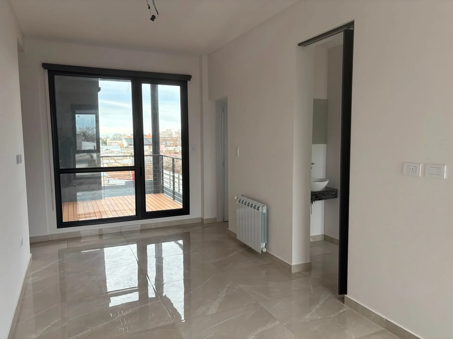 VENTA DPTO 1 DORMITORIO GUEMES 958, A ESTRENAR foto 5