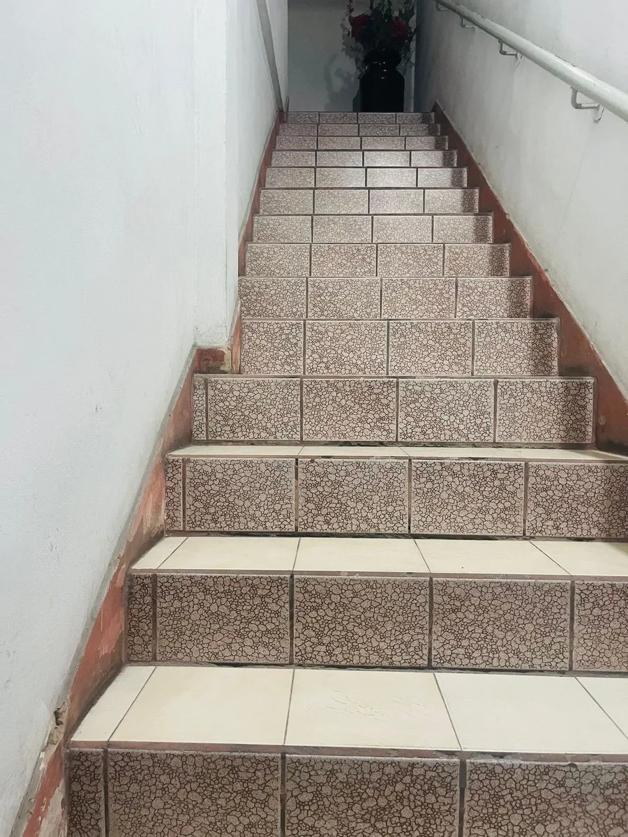 CASA EN VENTA CON LOCALES ,  VILLA LUGANO foto 3