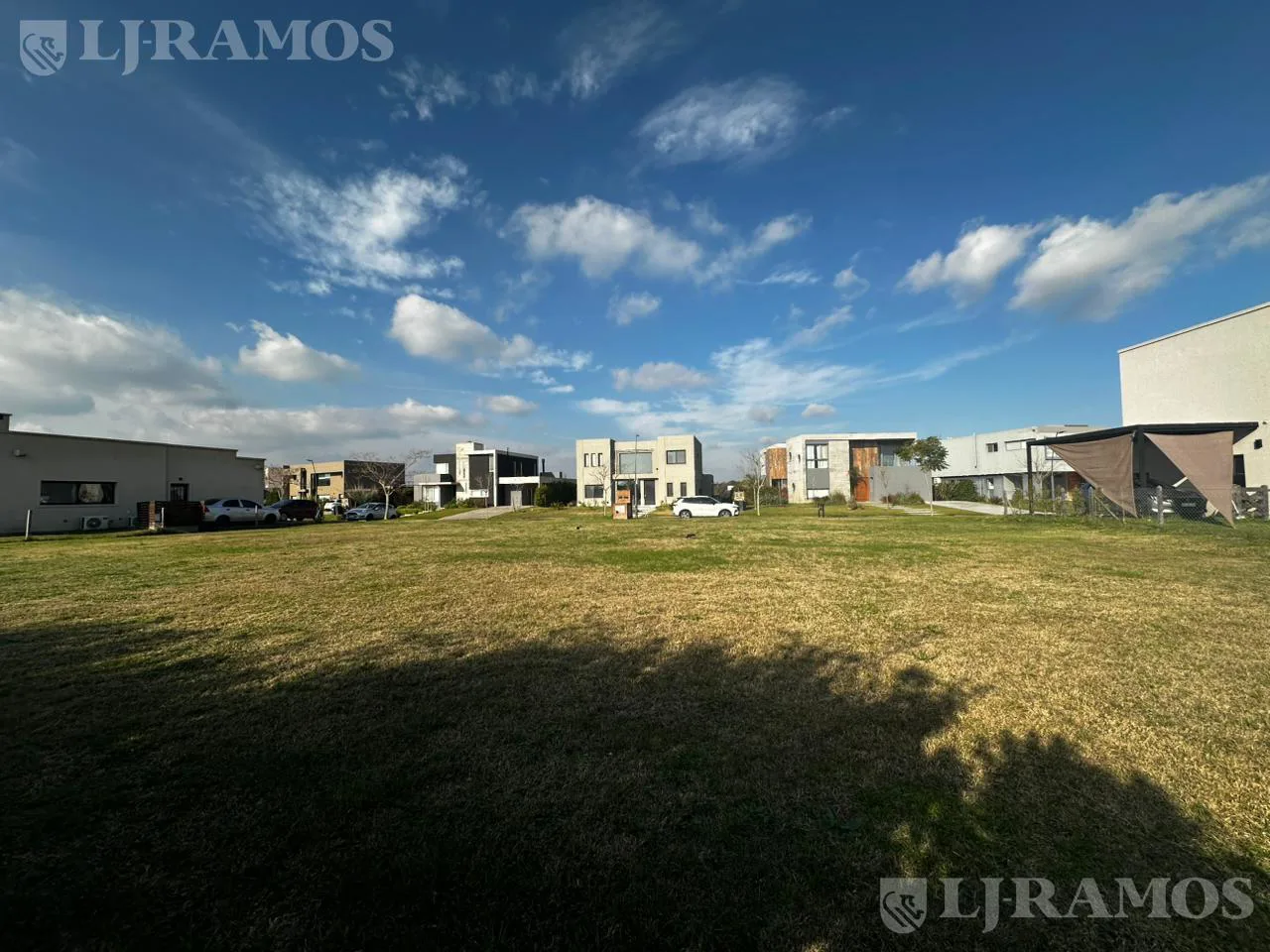 Terreno en venta en Puertos Acacias Troncal con vistas a la laguna PG foto 3